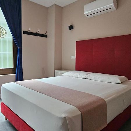 Rooms Luxury מדריד מראה חיצוני תמונה